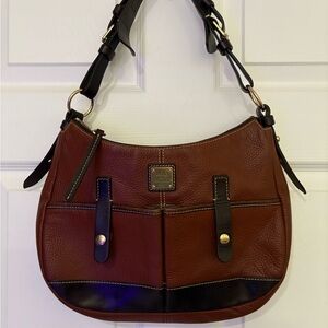 EUC Dooney & Bourke Brown Safari Pebbled Grain Leather Medium Shoulder
Bag